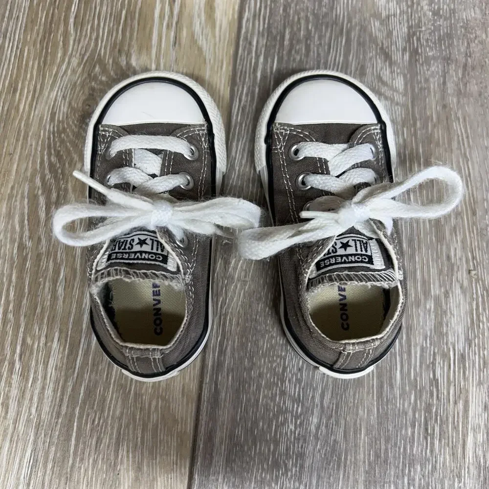 Converse Infant Youth US Size 5 Chuck Taylor Charcoal Gray Sneaker Shoes 7J794